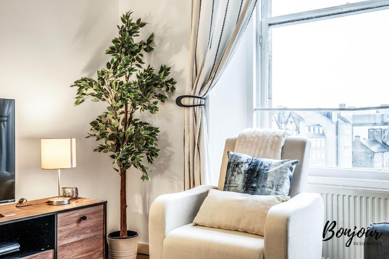 Cosy Grassmarket 2Br-1Ba - Newly Decorated! By Bonjour Residences Единбург Екстер'єр фото