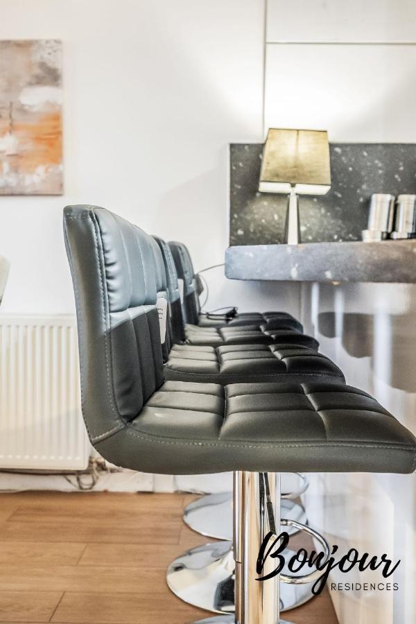 Cosy Grassmarket 2Br-1Ba - Newly Decorated! By Bonjour Residences Единбург Екстер'єр фото